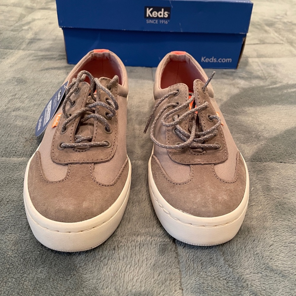 Keds Tournament in Suede Grey